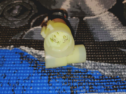 4 Pin to 3 Pin Alternator Adapter